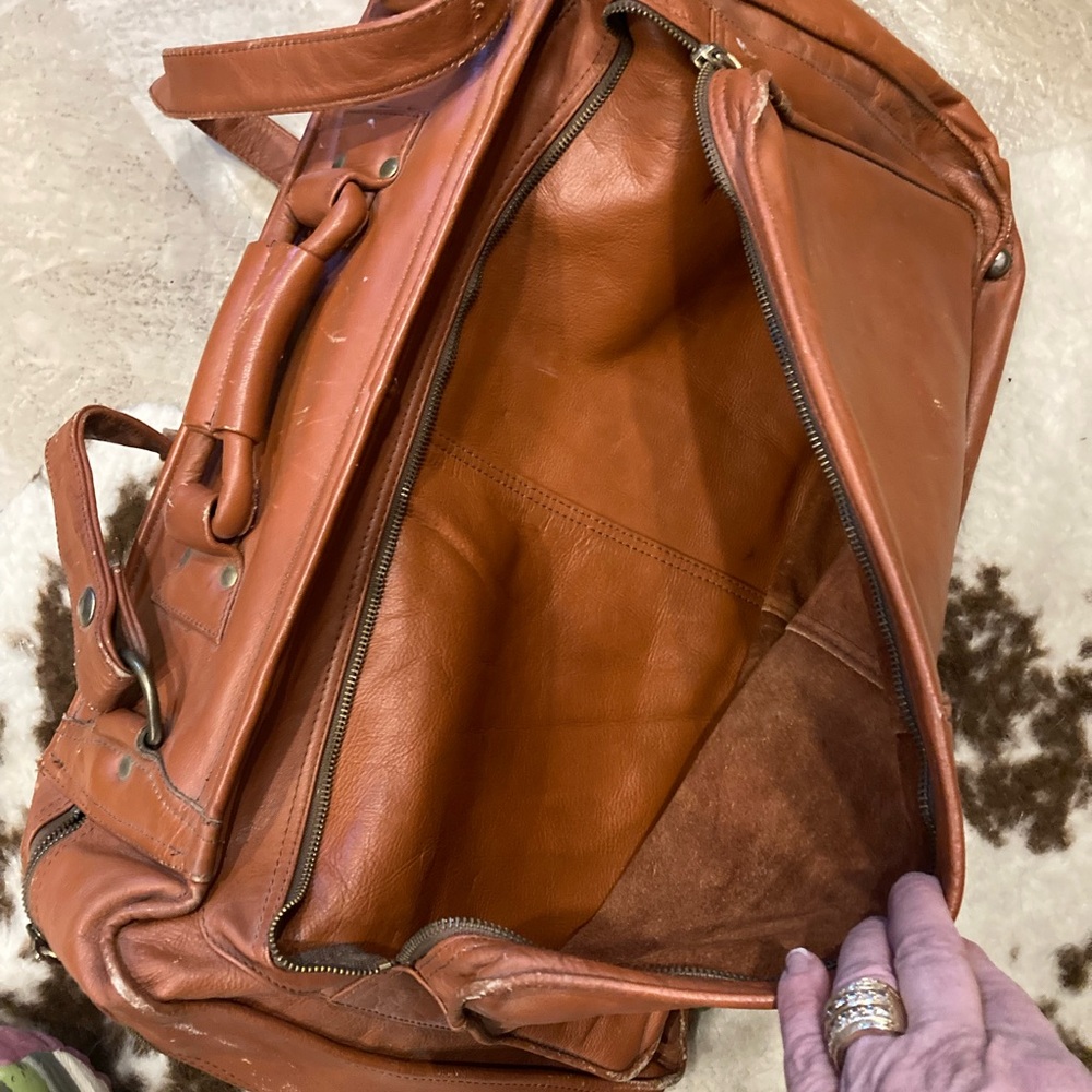 Vintage Brown Genuine Leather Bag Made In Columbia zippers pockets Men's Bag - Picture 8 of 15